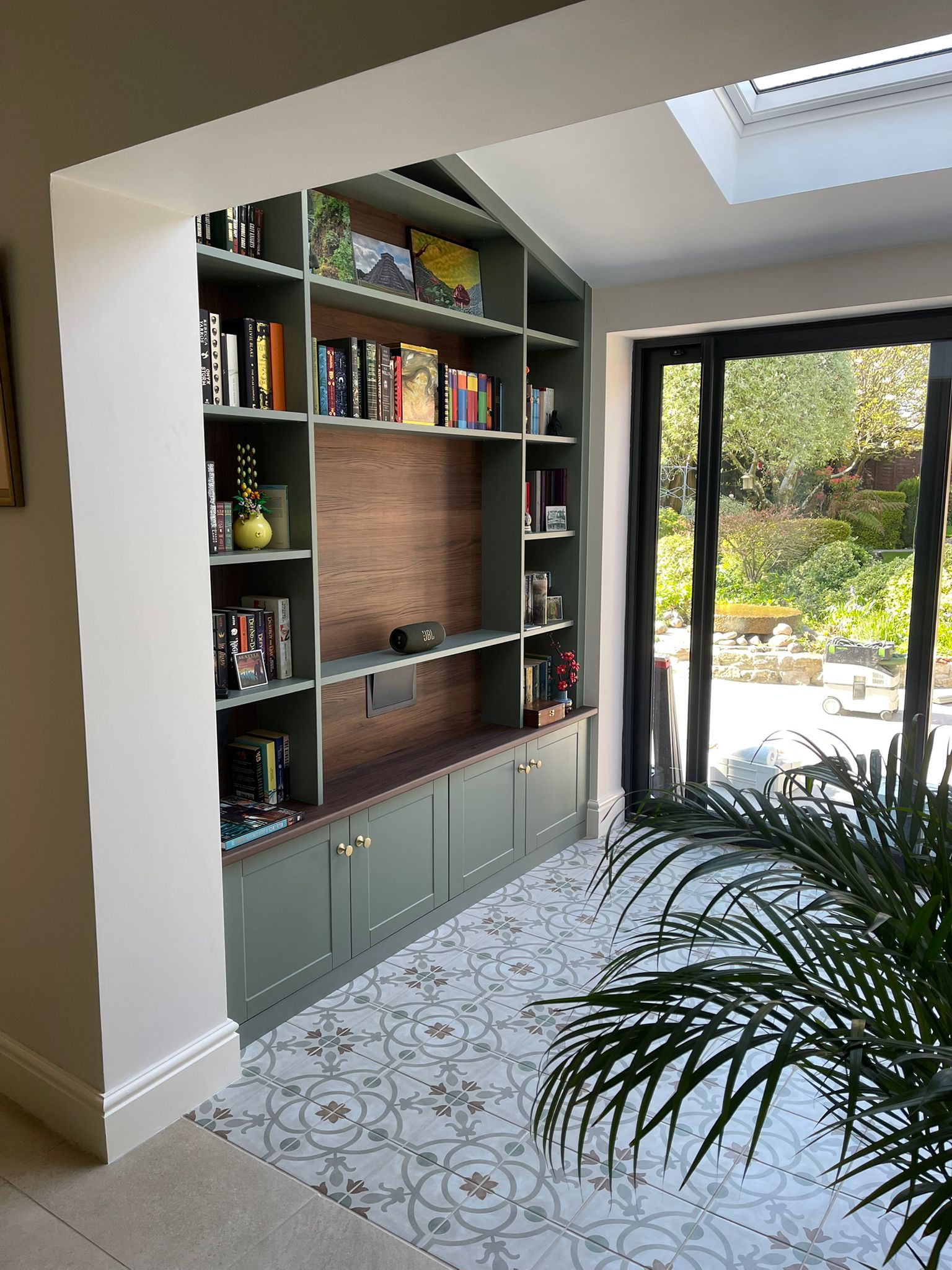 Bespoke Shelving & Cabinetry